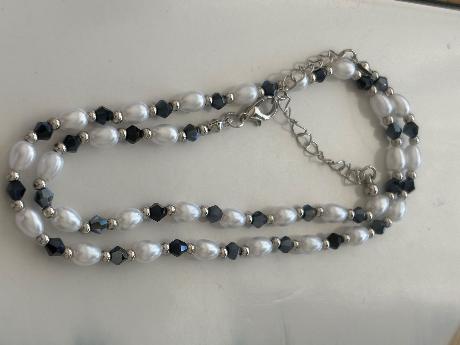 Catenine: Luxus Elegante Kette Farbe :Silber Kunstperlen – Nuovo (secondo la descrizione) da Biel-Bienne venduto da Roserosse13 3