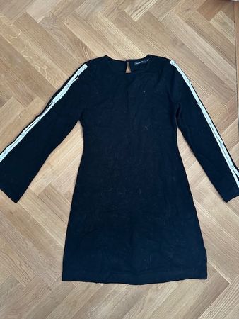 Schwarzes Kleid von Karen Millen, Grösse M, Top Zustand