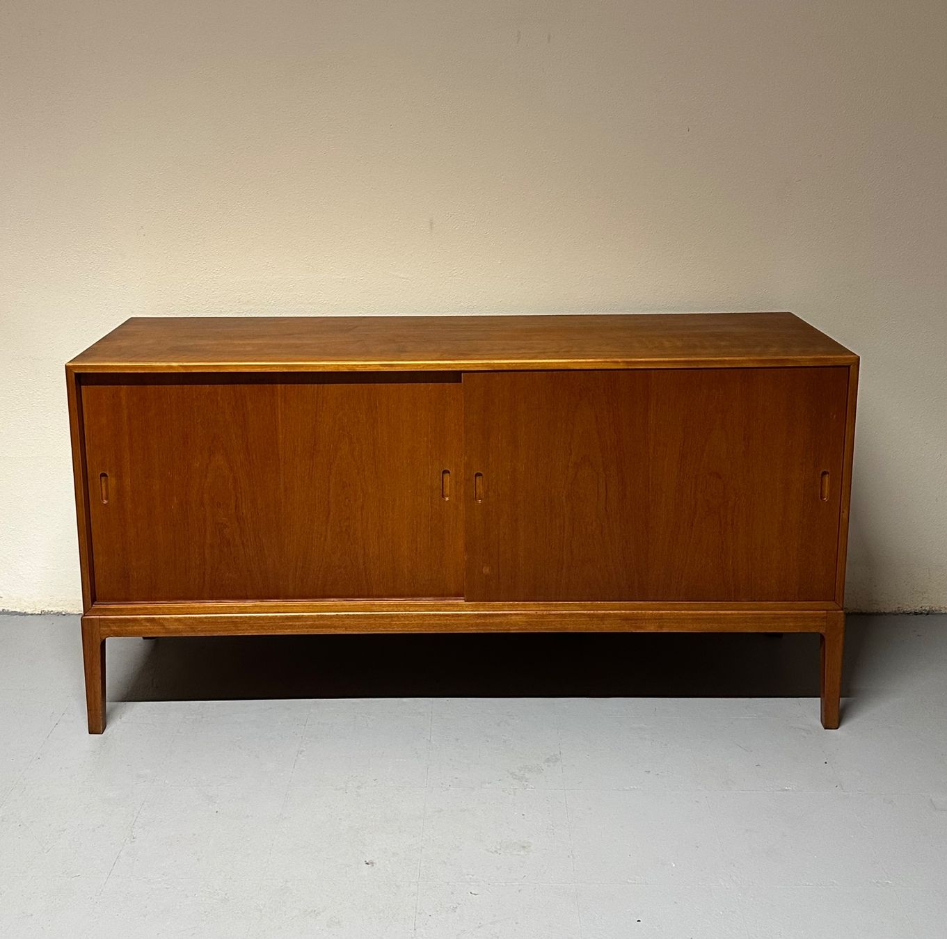Knoll Cassettiere: MidCentury Teak Sideboard 1950er MCM Dänemark – Usato da Basel venduto da MidMod20C 7