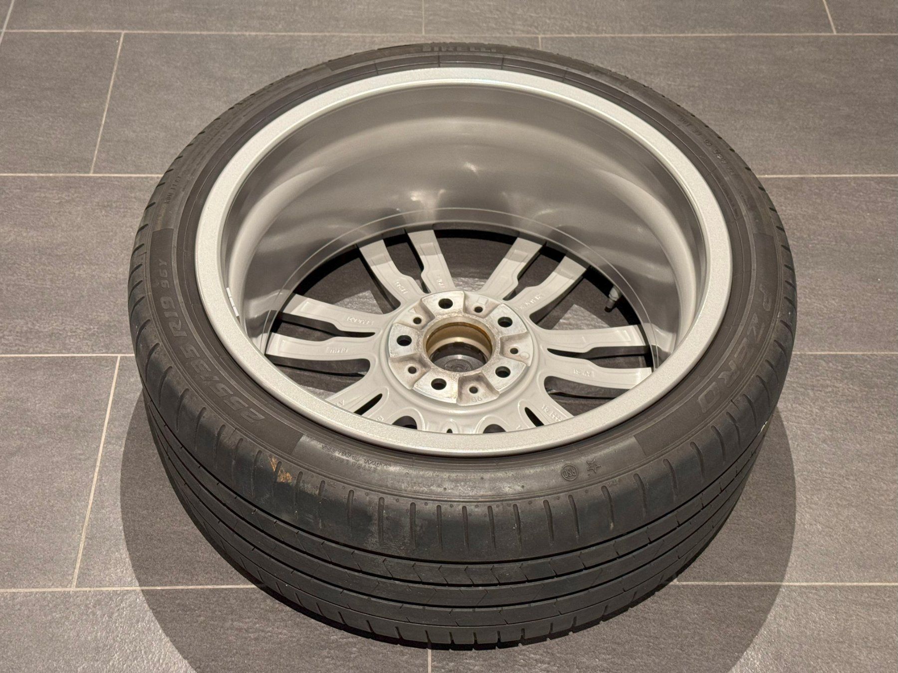 BMW Cerchioni: BMW Alufelge M Sternspeiche 403 – Usato da Mörschwil venduto da Nrohner 2