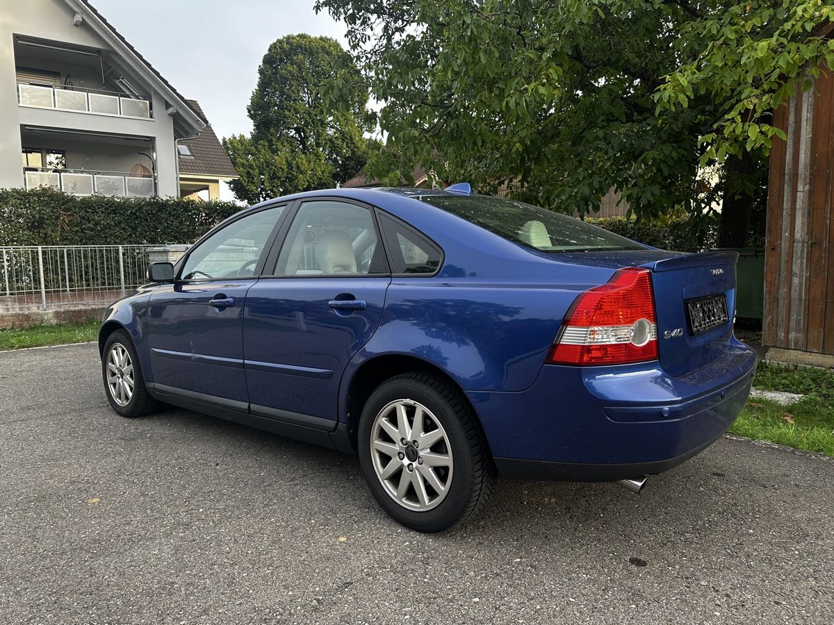 Volvo Autos: Volvo S40 T5 AWD – Gebraucht aus Bibern SH von HEMI.94 2