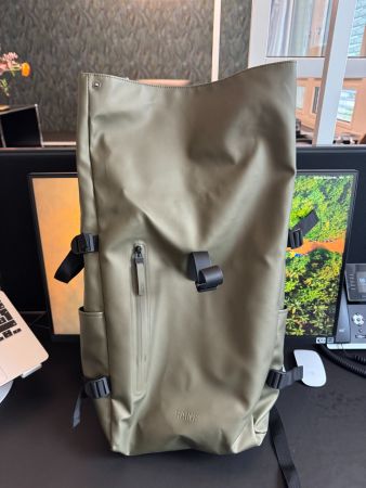 Rains Rolltop Unisex - Neuwertig