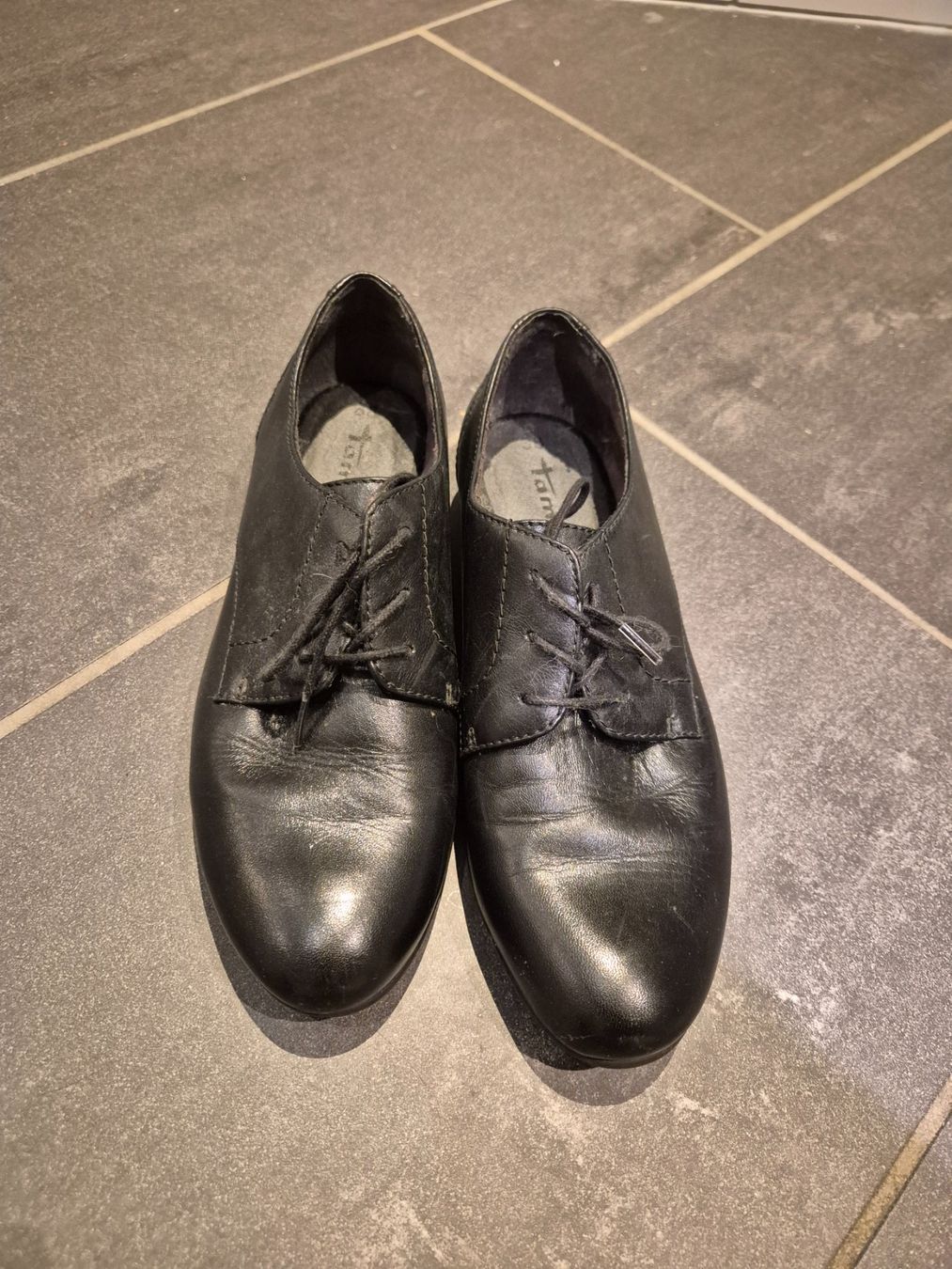 Tamaris Damenschuhe: Tamaris Schuhe – Gebraucht aus Niederwil SG von javatux
