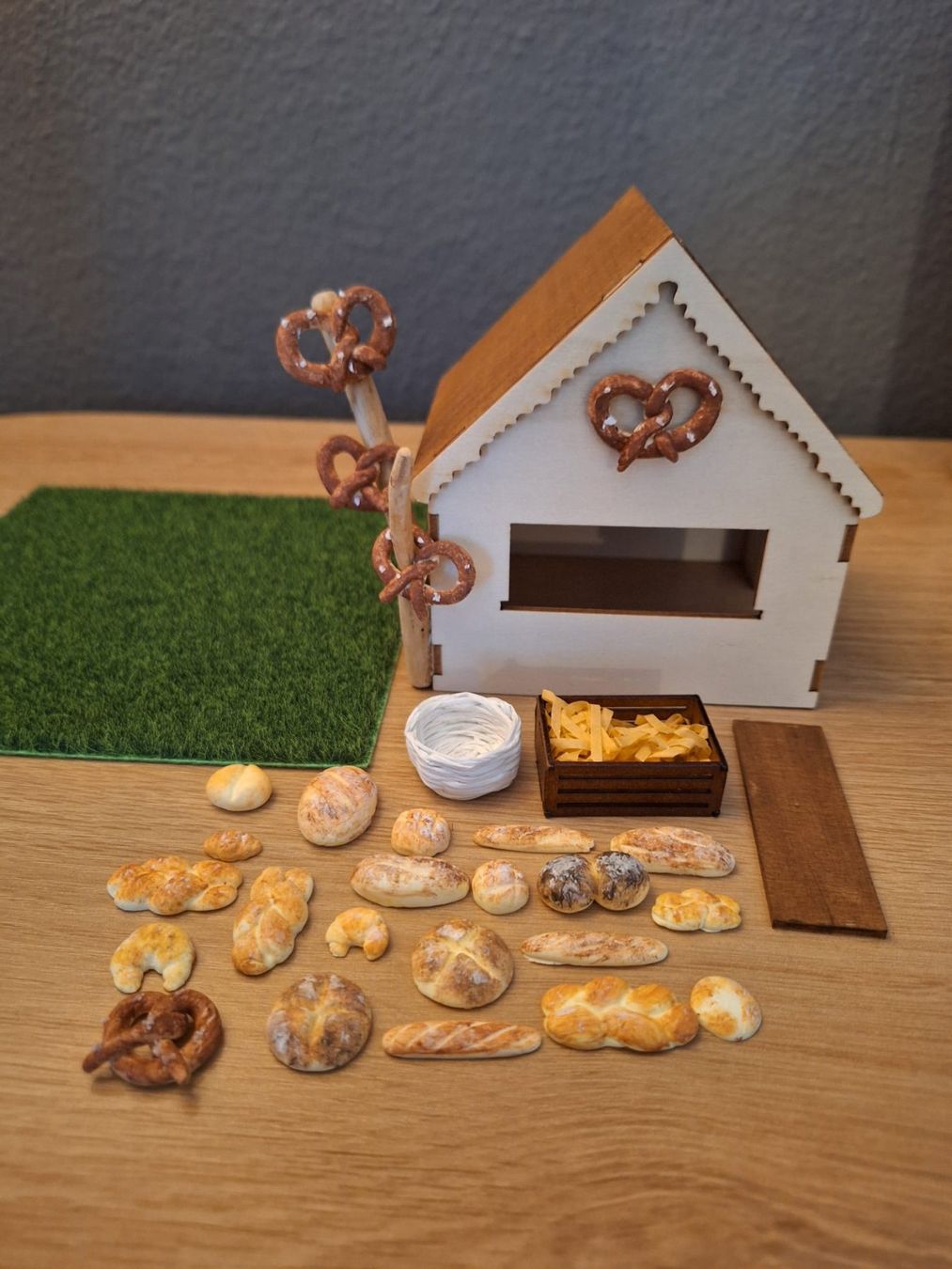 Case e mobili per bambole: Handmade Brot Bäckerei Laden – Nuovo (secondo la descrizione) da Zürich venduto da HandmadeTinyFood 9