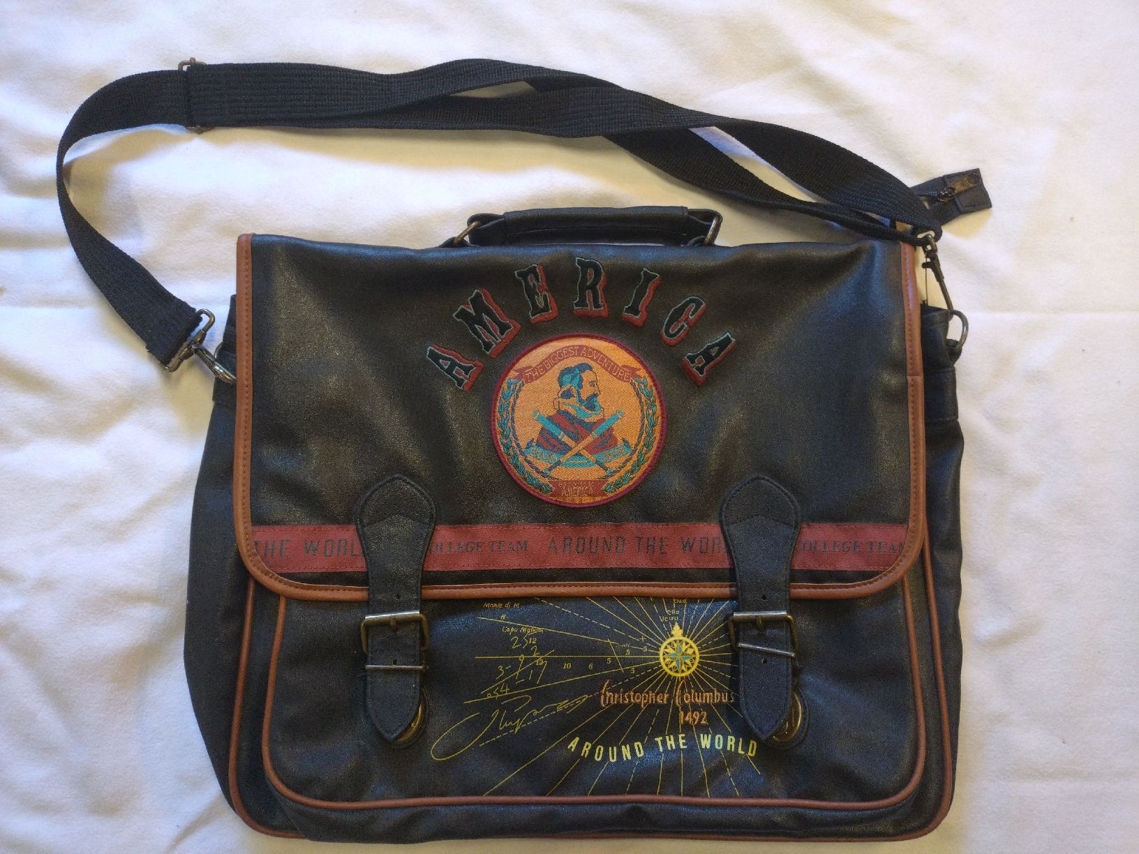 Borse: Sacoche Christopher Columbus 1492 Vintage Nice Shape – Usato da Farvagny-le-Grand venduto da LaCaverne
