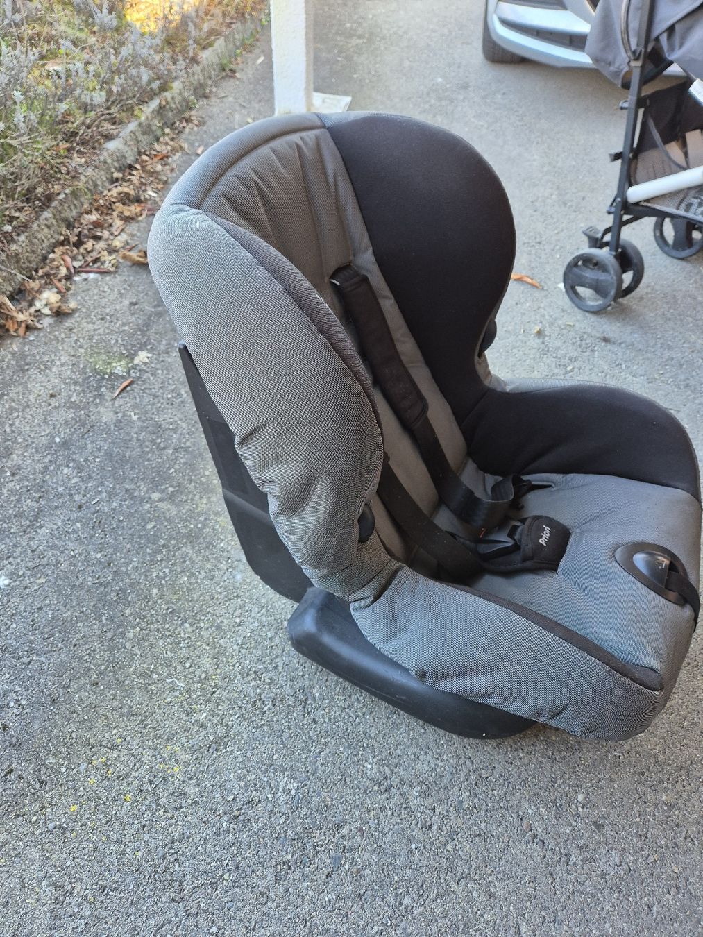 Maxi-Cosi Seggiolini per auto: Poussette Hauck Winnie + Siège auto Maxi Cosi – Usato da Chevenez venduto da Pippomy 3