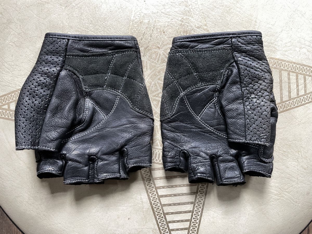 Gants & mitaines : Gants moto - mitaines  – D'occasion à La Tour / VS par patoye 1