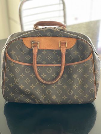 Louis Vuitton Deauville Monogram Canvas Vintage M47270