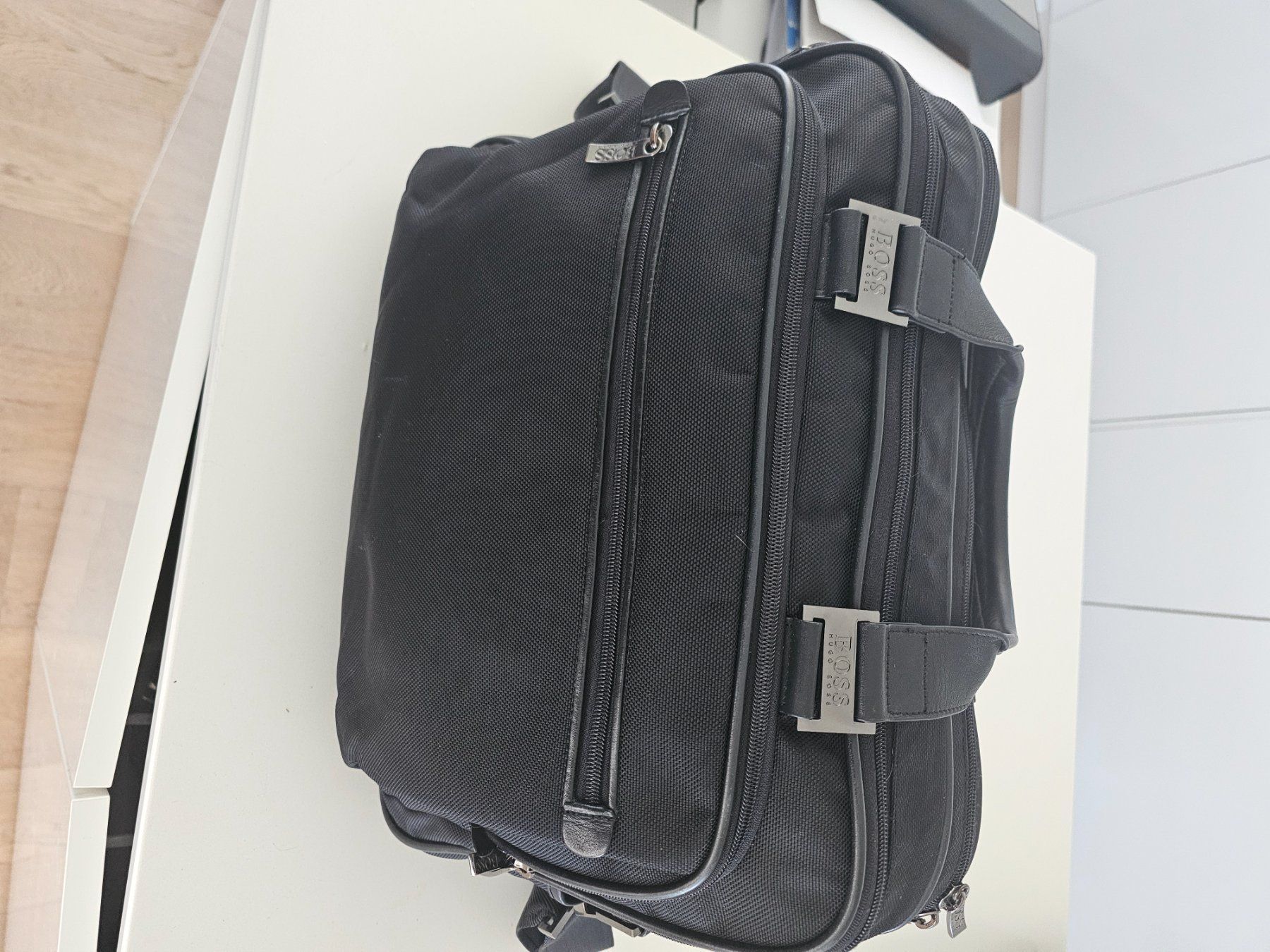 Sacs: BOSS Bag Black Nylon Good Condition – D'occasion à Immensee par Gitter