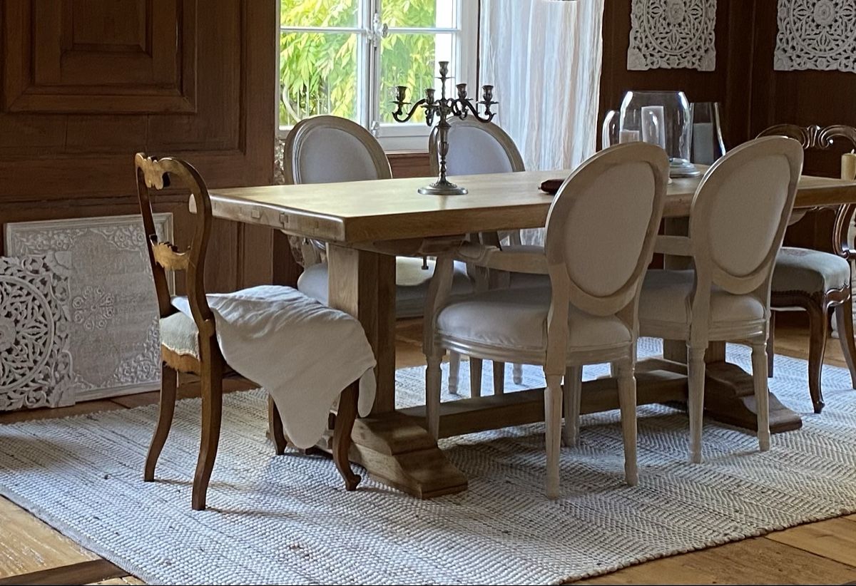 Tavoli: Antiker massiver Klostertisch – Usato da Wädenswil venduto da khira 3