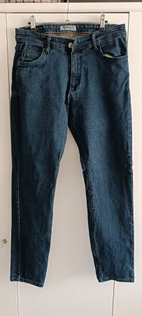Herren Jeans. 33/32