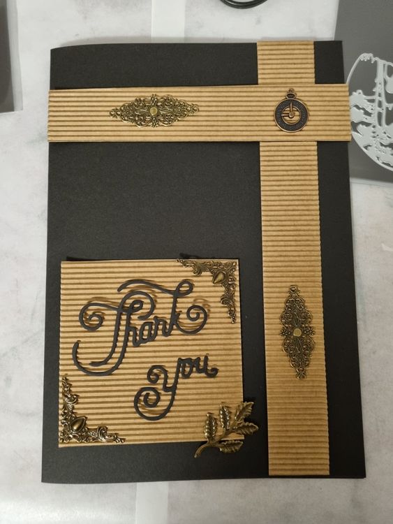 3D Lavendel Pop-Up Karte - Handgefertigte Dankeskarte 15x15cm