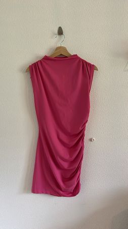 Robe rose