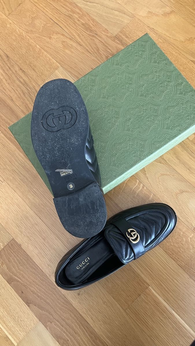 Gucci Scarpe da donna: Gucci Women's Loafers – Usato da Schlieren venduto da tan_5tgy 7