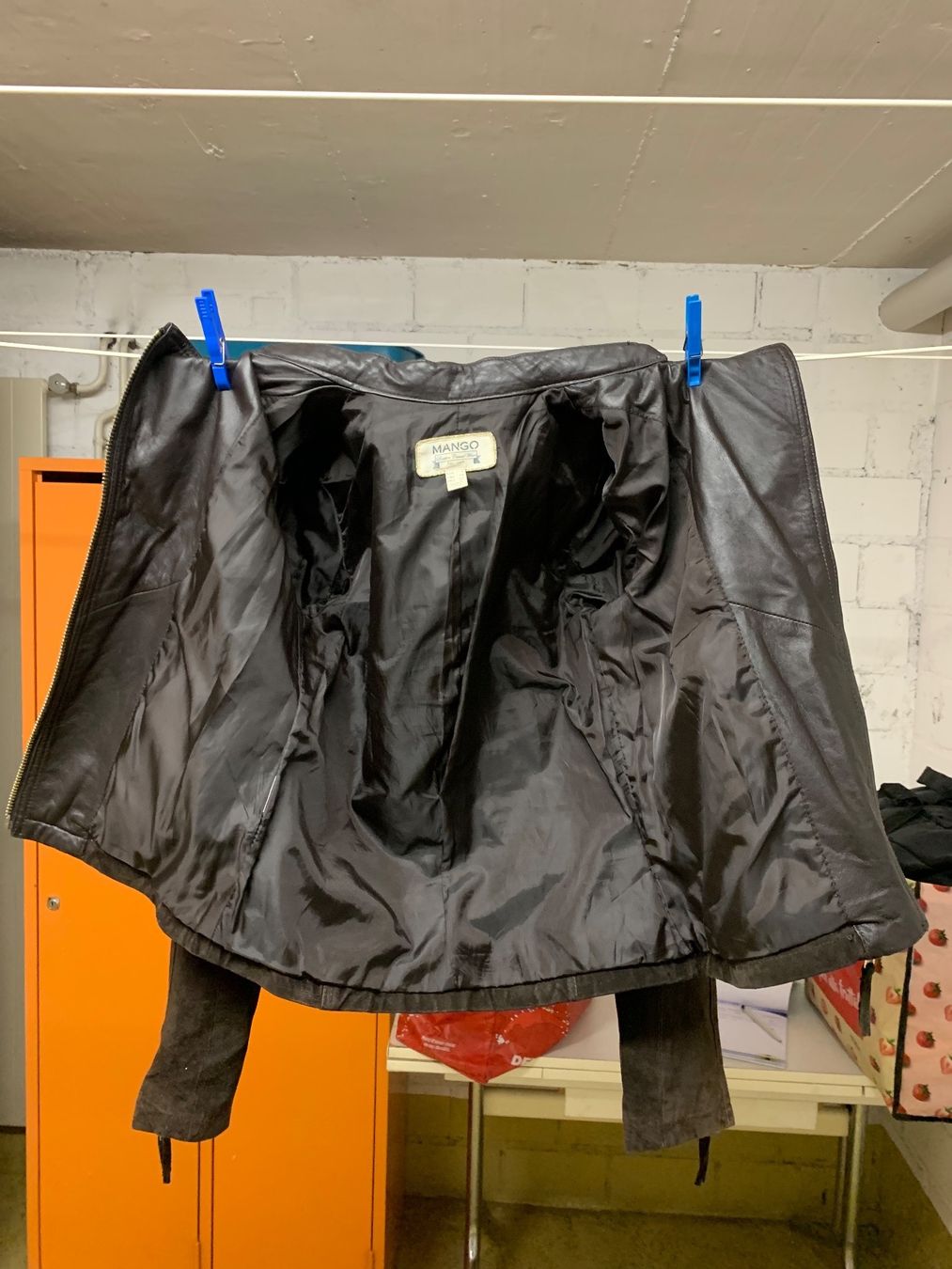 Jacken: Dame LederJacke MANGO grösse S – Gebraucht aus Thun von jeff070 1