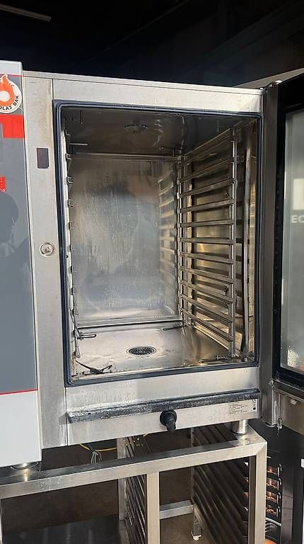 Elettrodomestici da cucina: Salvis Steamer Kombidämfer  2/1 – Usato da Brugg AG venduto da lali88 3