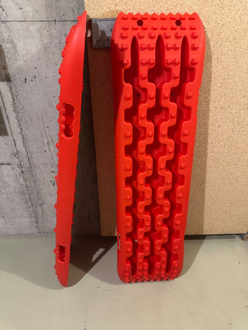 Altri accessori per camping: Bergeboard Recoveryboard Sandblech – Nuovo (secondo la descrizione) da Elm venduto da Pumbaa1 2