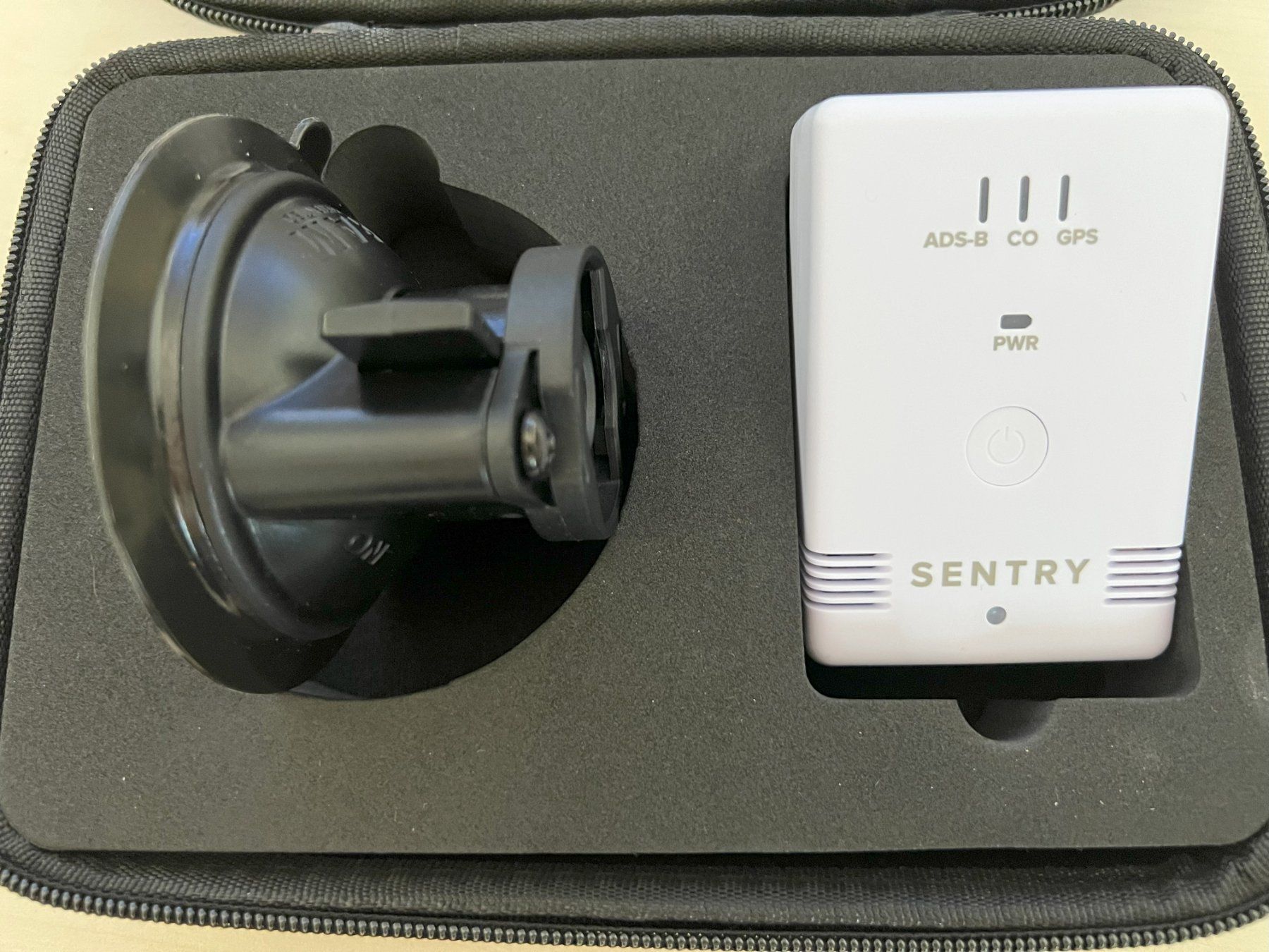 GPS & Strumenti di misurazione: ForeFlight Sentry  - portabler ADS-B- und GPS-Empfänger – Nuovo (secondo la descrizione) da Bremgarten b. Bern venduto da stefan_1 1