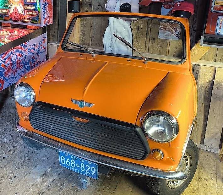 Tutte le decorazioni: Mini Cooper – Usato da Böbikon venduto da Mondi2