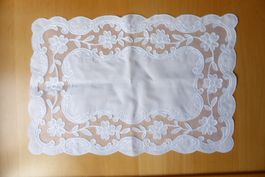 Altes Spitzendeckeli  weiss 30 x 44 cm