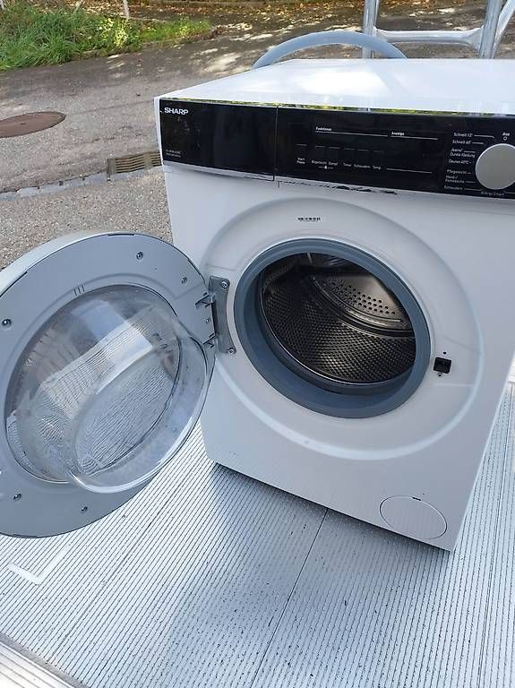 Lavatrici: Waschmaschine Sharp ES-NFB814CWA 8kg – Usato da St. Gallen venduto da Hillsong 2