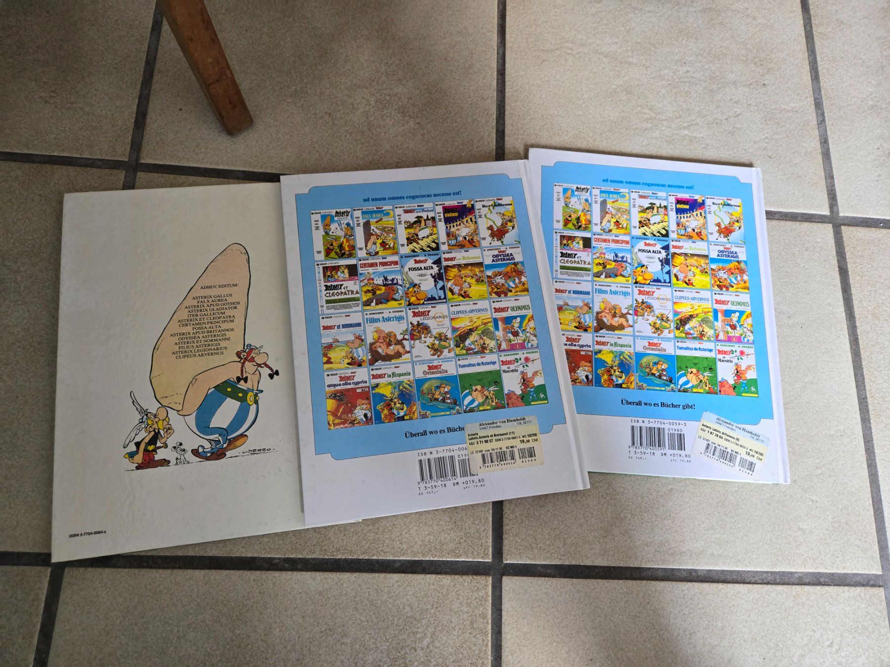 Fumetti: 3 Asterix und Obelix Comicbände in lateinischer Sprache. – Usato da Alpnach Dorf venduto da ste_t7mn 2