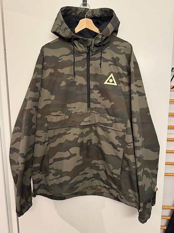 Giacche: Ashbury Anorak Gr. XL – Usato da Flims Waldhaus venduto da f0.9