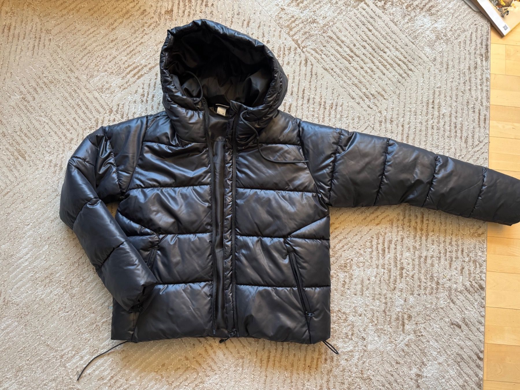 H&M Vestes: HM winter jacket xs thermolite – D'occasion à Kilchberg ZH par roz_qcj7