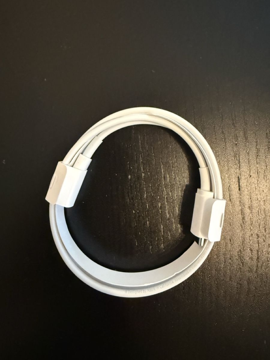 Apple Cavi: Apple USB-C auf Lightning Ladekabel weiss gebraucht – Nuovo e nell'imballaggio originale da Zürich venduto da cva_2yrw