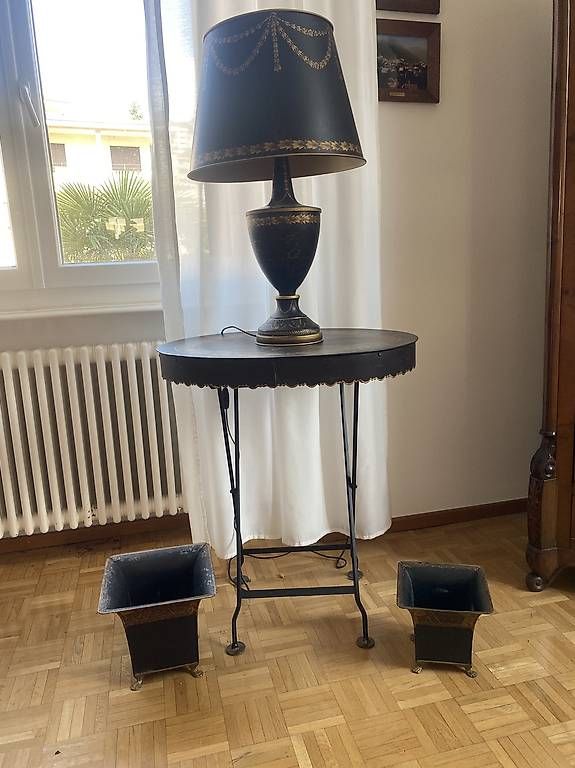 Tutte le decorazioni: Set vintage in metallo dipinto  – Usato da Lugano venduto da Sam_fss7