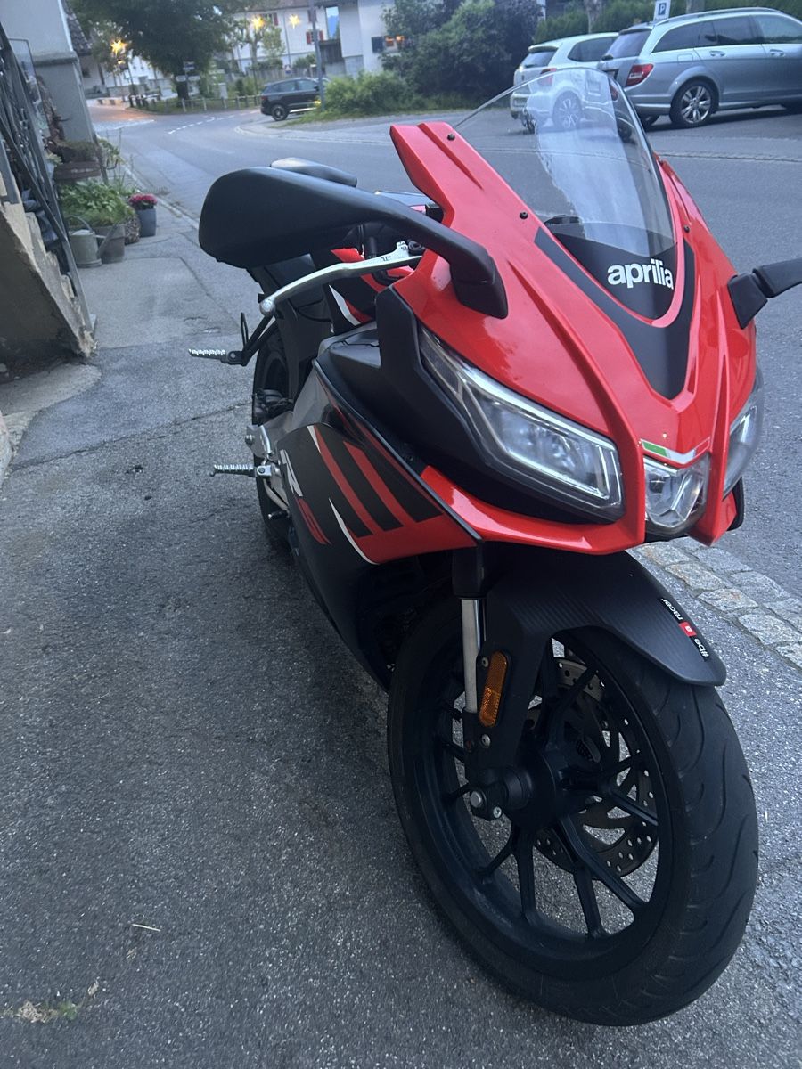 Aprilia Strada: Aprilia RS 125 – Usato da Oberriet SG venduto da aun_dq5j