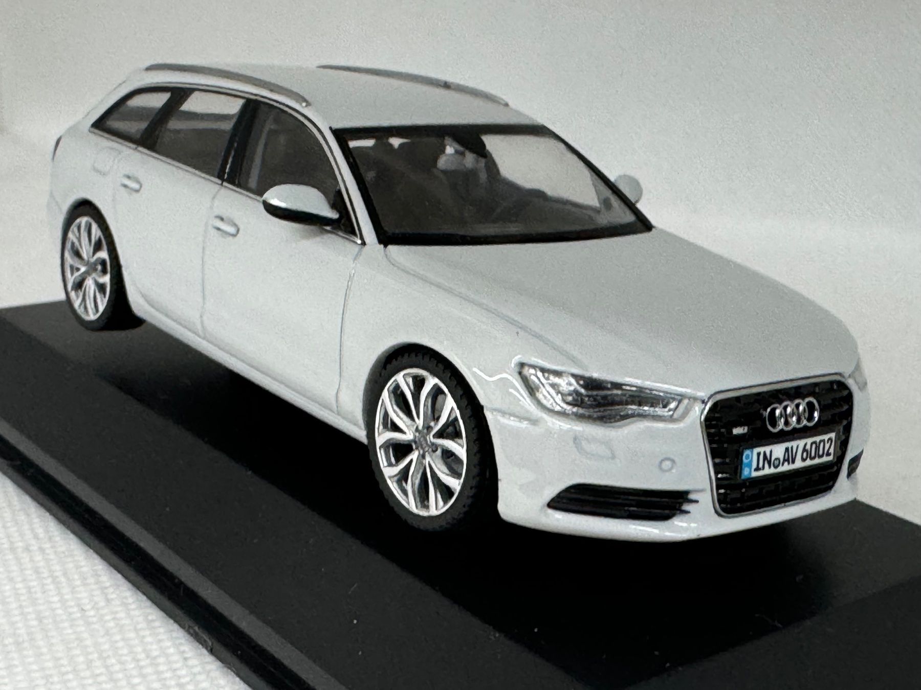 Audi Modellautos: Audi A6 Avant 1:43 Modell Audi Collection – Neu und originalverpackt aus Luzern von aa43modelcars-Luzern 1