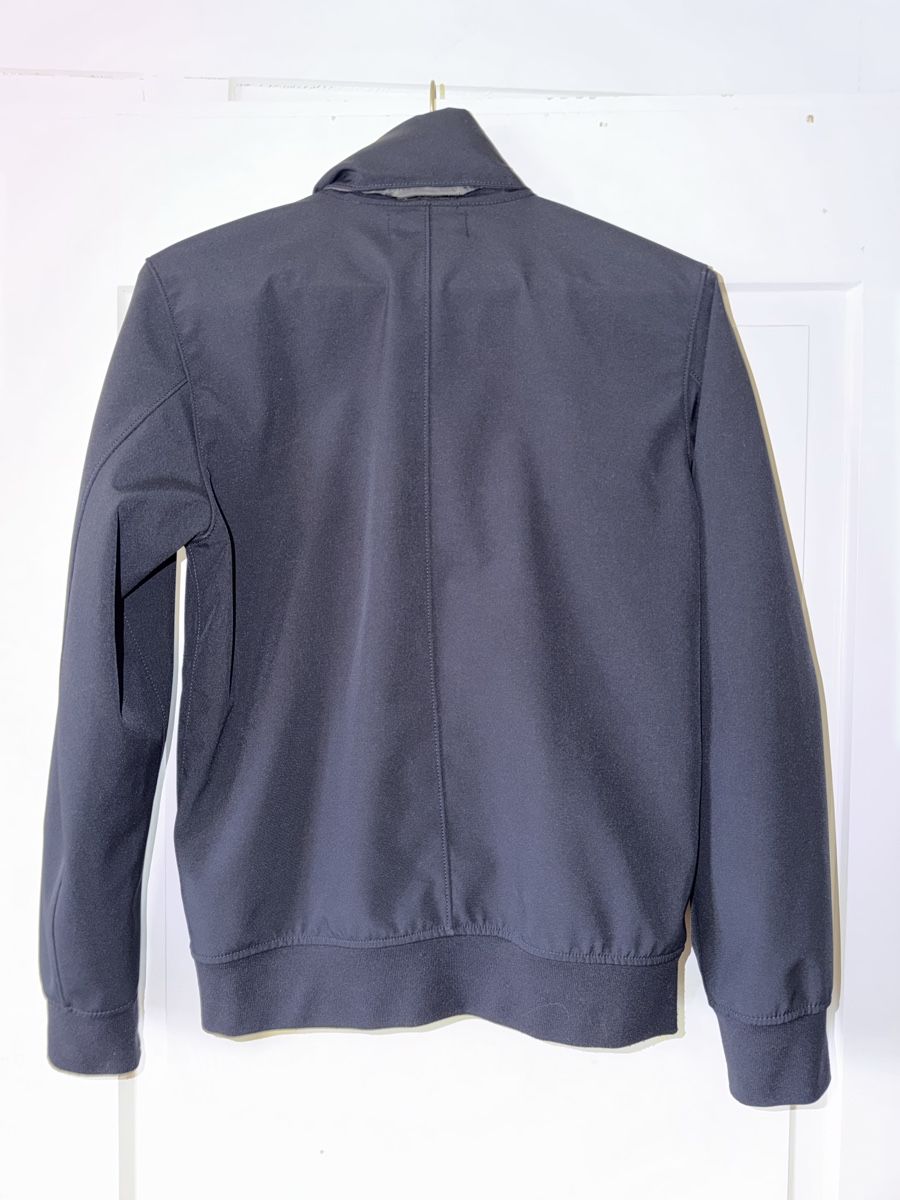 Stone Island Giacche: Stone Island Soft Shell-R Jacke, Dunkelblau, Grösse M – Nuovo (secondo la descrizione) da Meggen venduto da strawberryfield 4