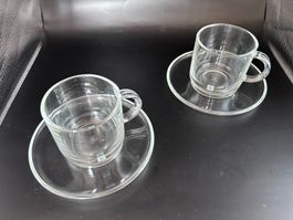 Paire de tasses en verre Nespresso avec soucoupes assorties