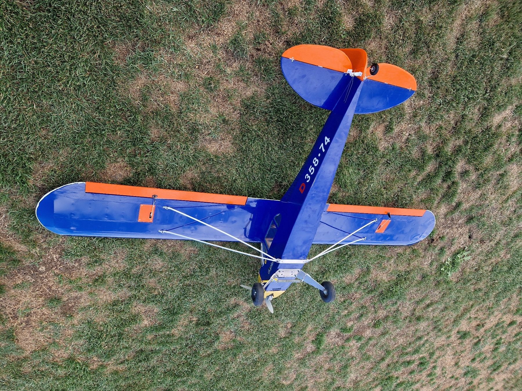 Modellismo RC: Modellflugzeug Piper Cup – Usato da Fräschels venduto da fascination12 7