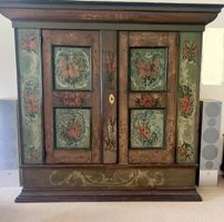 Antiker, barocker Bauernschrank, bemalt, 1790