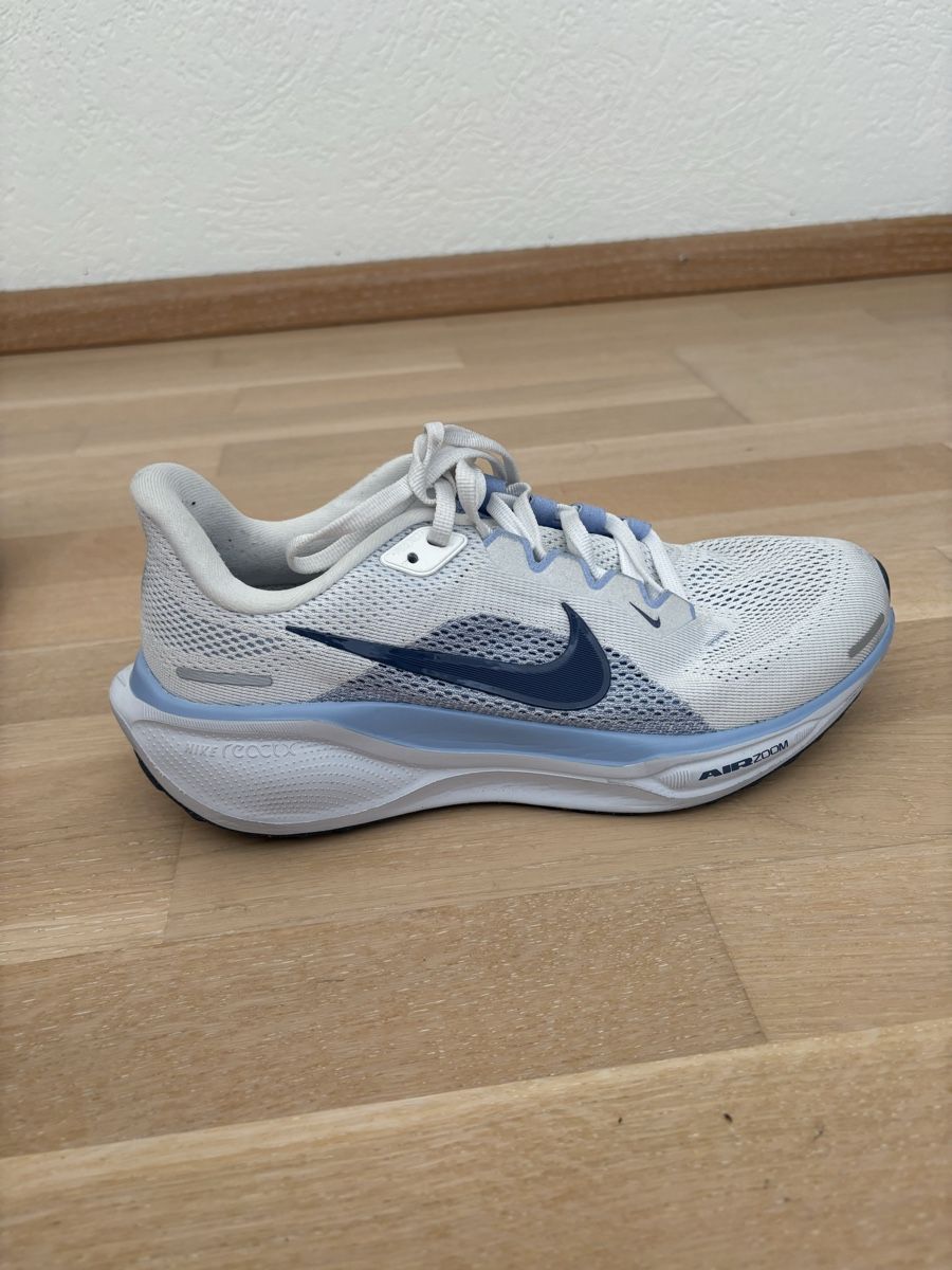 Nike Scarpe da donna: Nike Laufschuhe – Nuovo (secondo la descrizione) da Schüpfen venduto da ani_gj8r 3