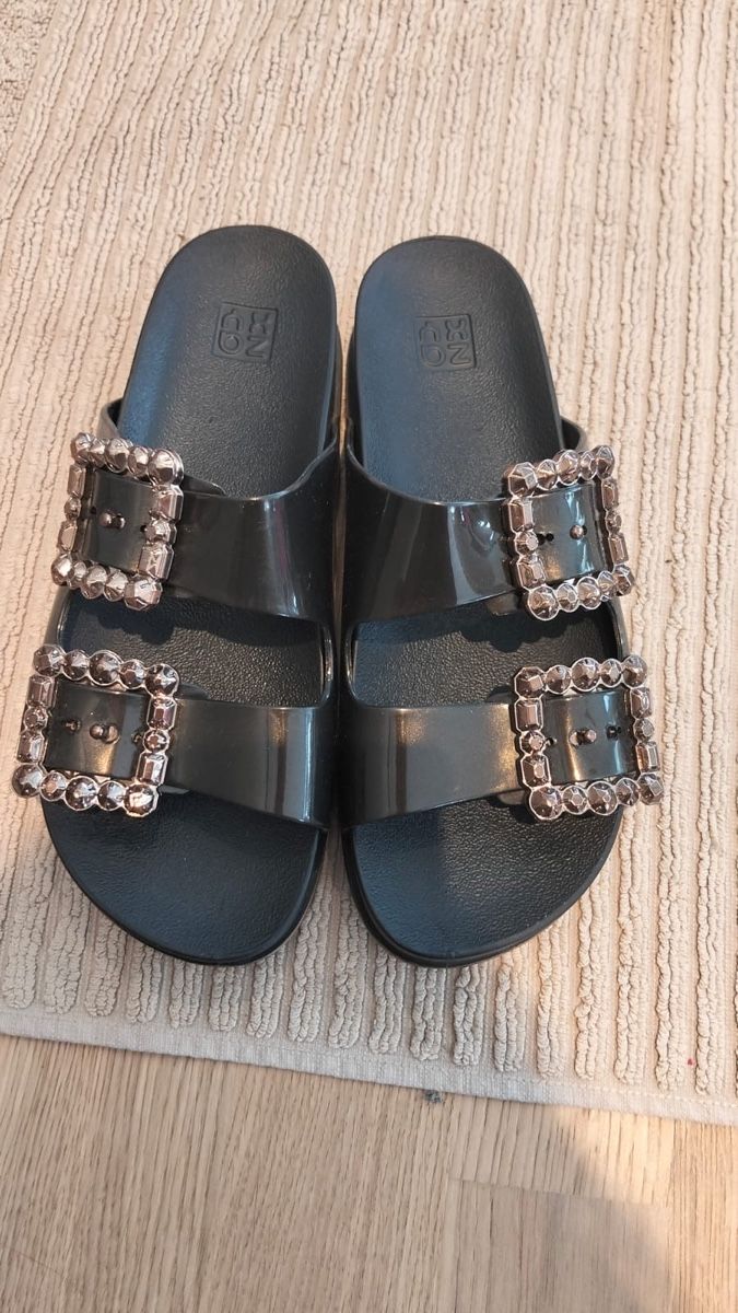 Scarpe da donna: Sandalen Gr. 38-39 – Usato da Egnach venduto da mameh