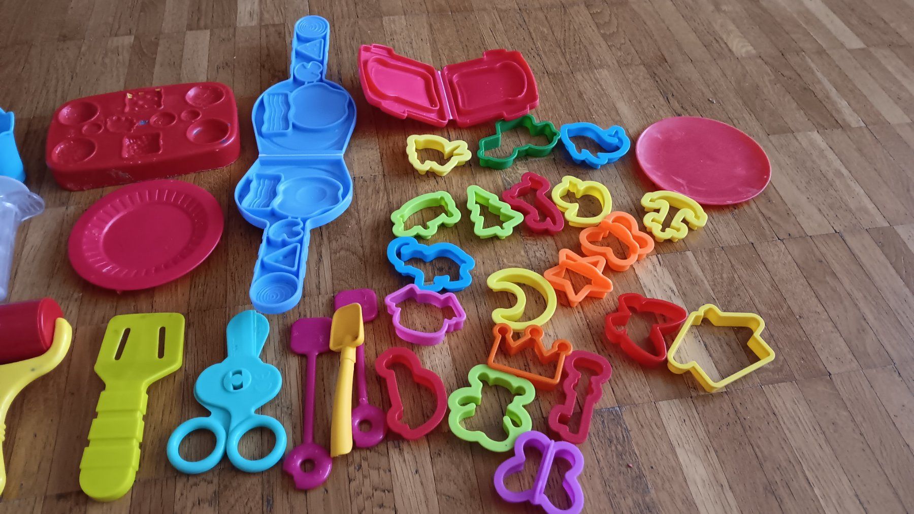 Play-Doh Giocattoli: Play-Doh Zubehör-Set, divers – Usato da Dietikon venduto da Rabia 3