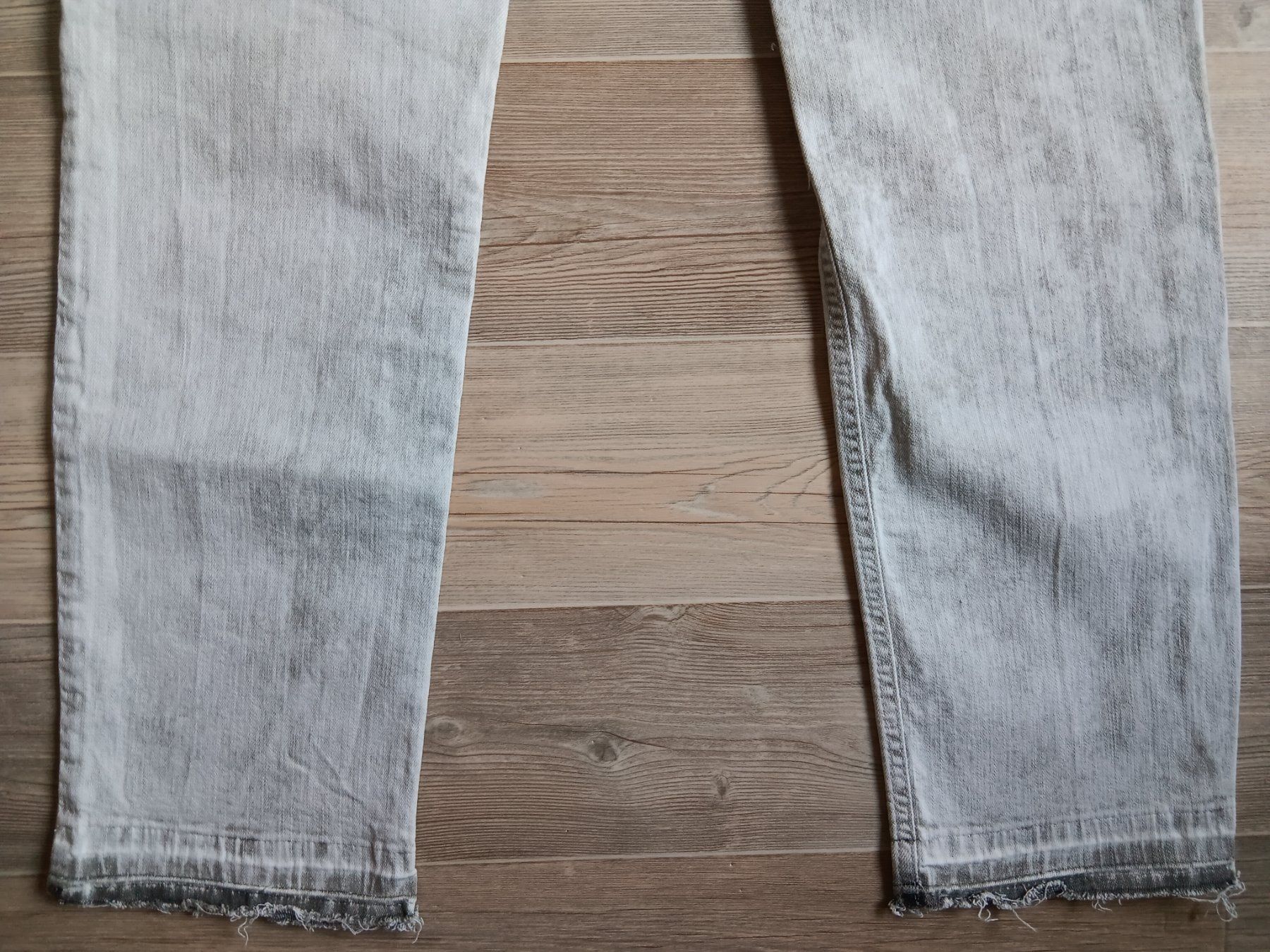 Jeans: MAC Jeans CARRIE PIPE taille / Grosse 38 – Usato da Cossonay-ville venduto da Super-Price-Quality 8