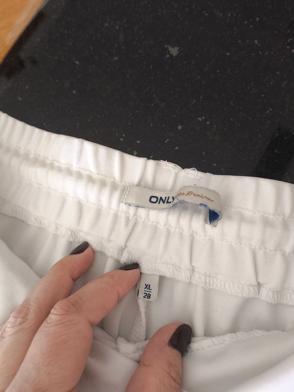 Only Pantaloni: Stoffhose ONLY Gr.XL – Usato da Burgdorf venduto da Ropajesi 5