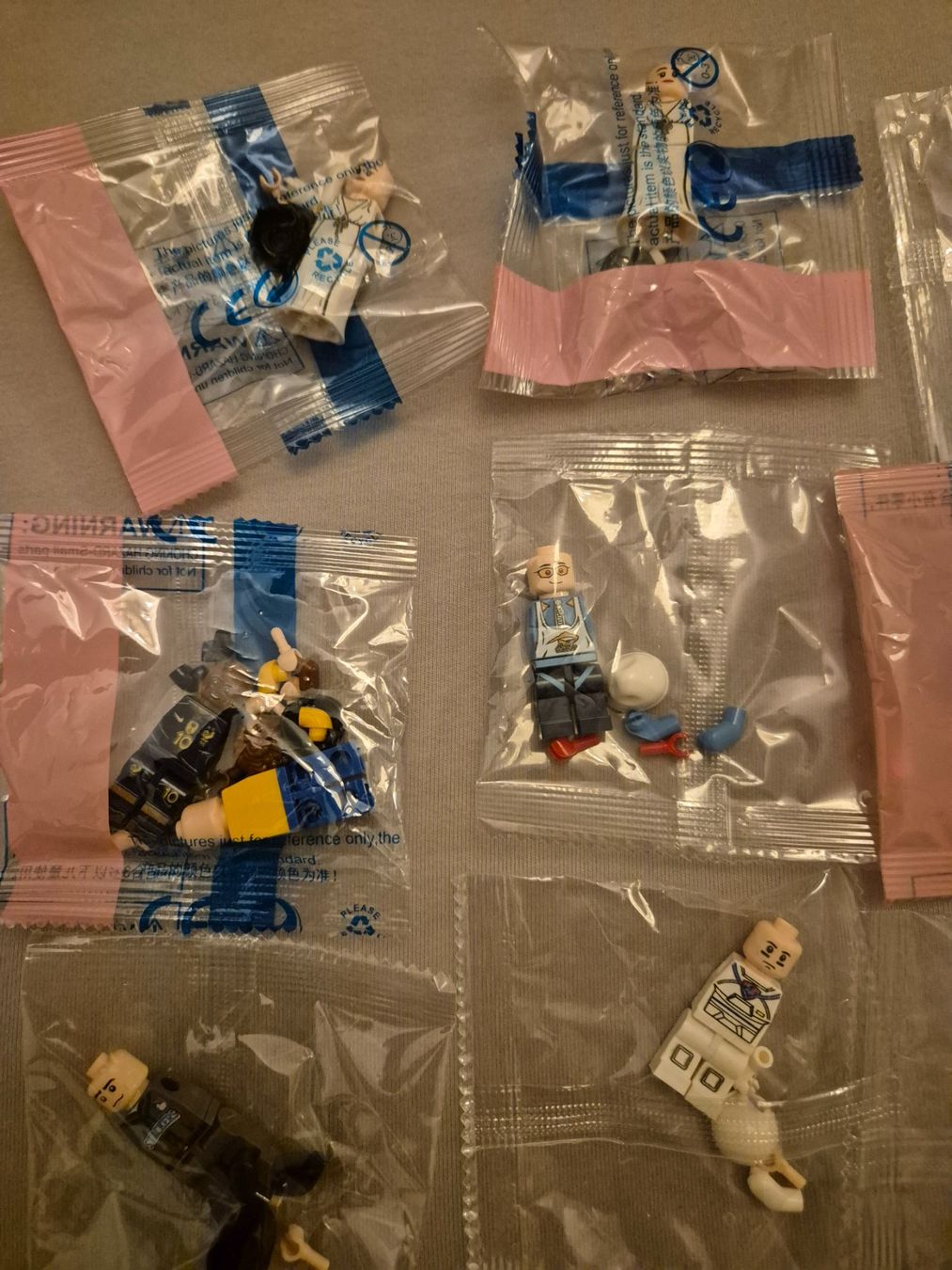 Lego Spielzeuge: Lego Minifiguren – Gebraucht aus Luzern von Balzli22