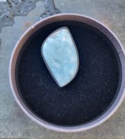 Une bague avec une pierre rare Larimar