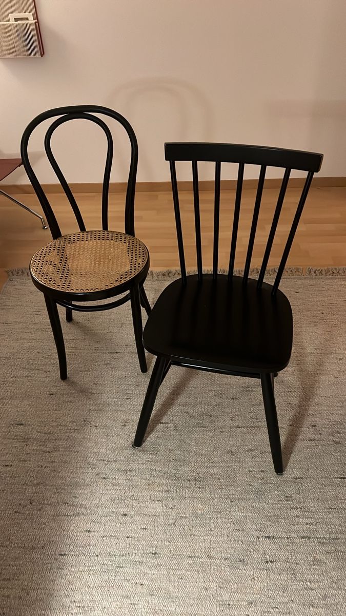 Sedie: 4 Stühle aus Holz – Usato da Zürich venduto da manosch 2