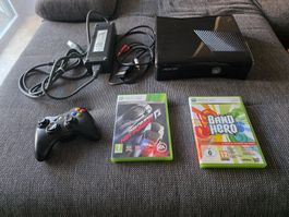 Pack Xbox 360 S (Slim) Noire + Manette Sans Fil + 2 Jeux