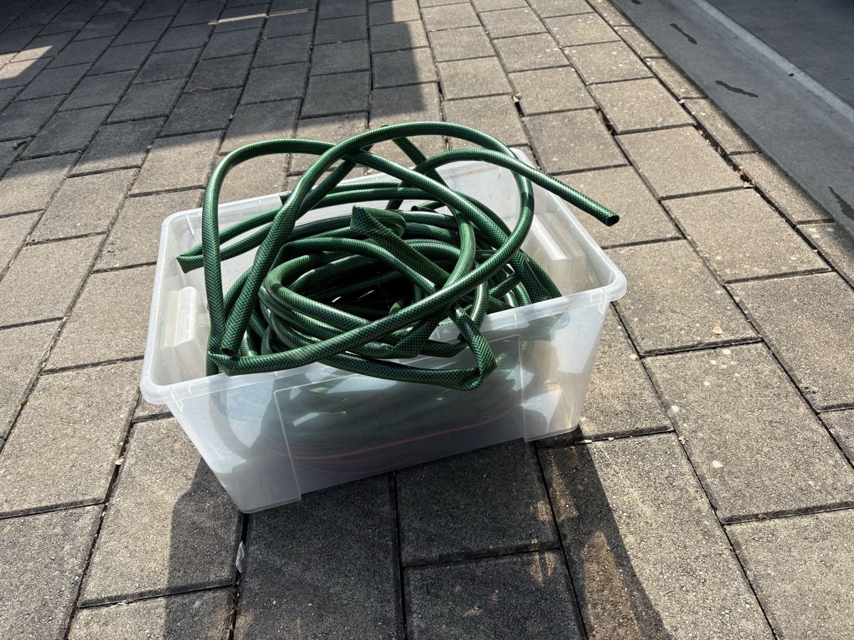 Tubi & Tubi flessibili: Gartenschlauch  div. – Usato da Schaffhausen venduto da Falkenbier