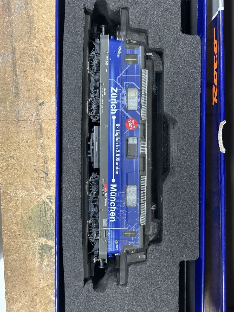 Roco Modellini di ferrovie: Roco Re 421 394 DC Digital  – Usato da Font venduto da TrainspottersuisseHo 2