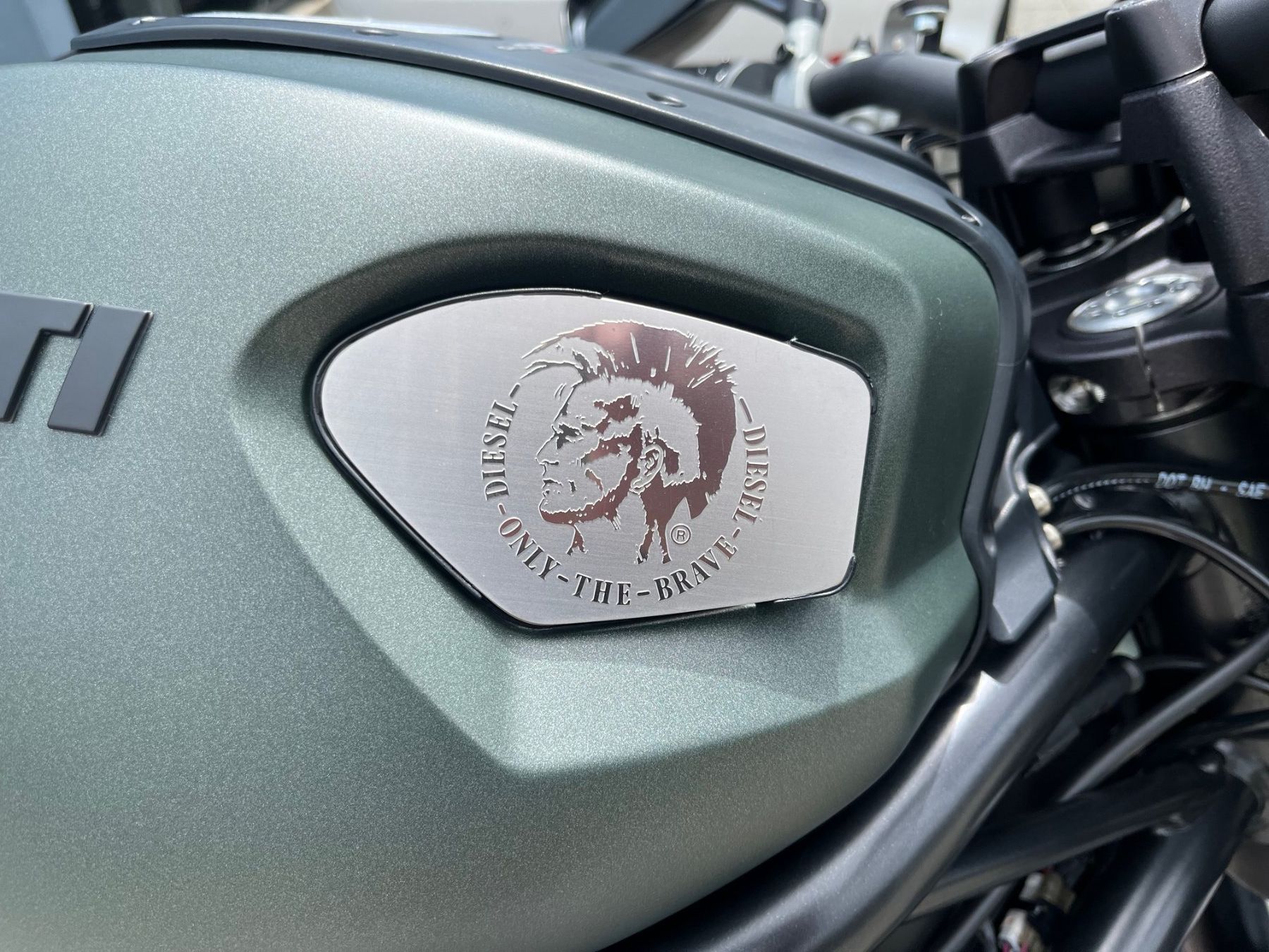 Ducati Strasse: Ducati Monster 1100 EVO Diesel – Gebraucht aus Belp von autocapital 6