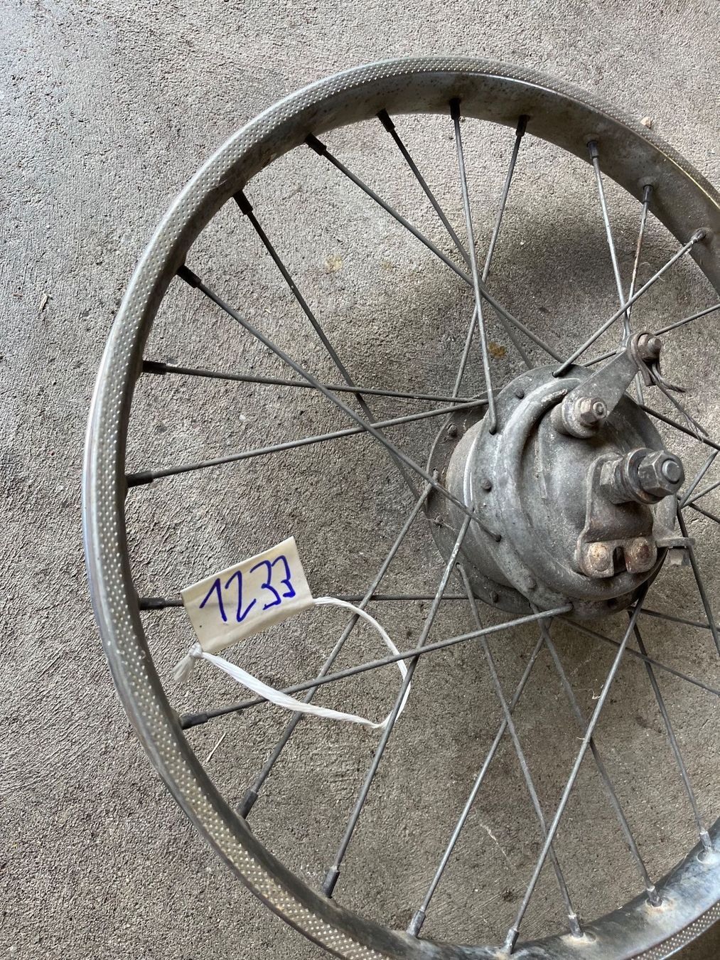 Sachs Parti ricambio per ciclomotori: Mofa Speichenrad – Usato da Fahrni b. Thun venduto da berger_tuning34 1