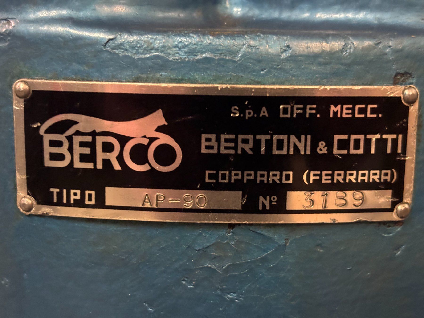 Tutte le macchine: Vertikal Berco Bohrwerk AP 90 – Usato da Möriken AG venduto da mechanic6365 1